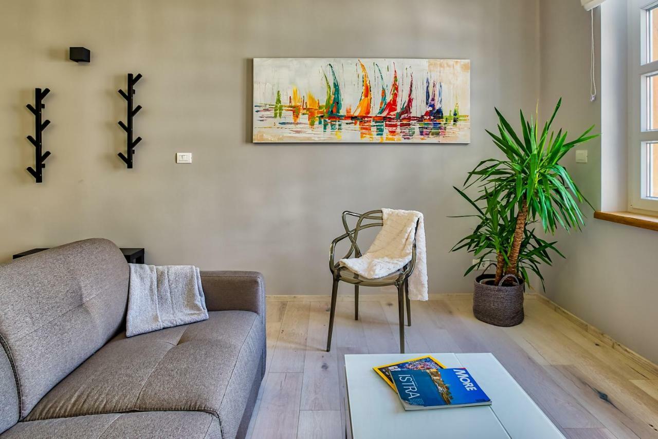Parkside Apartments Pula Exterior foto