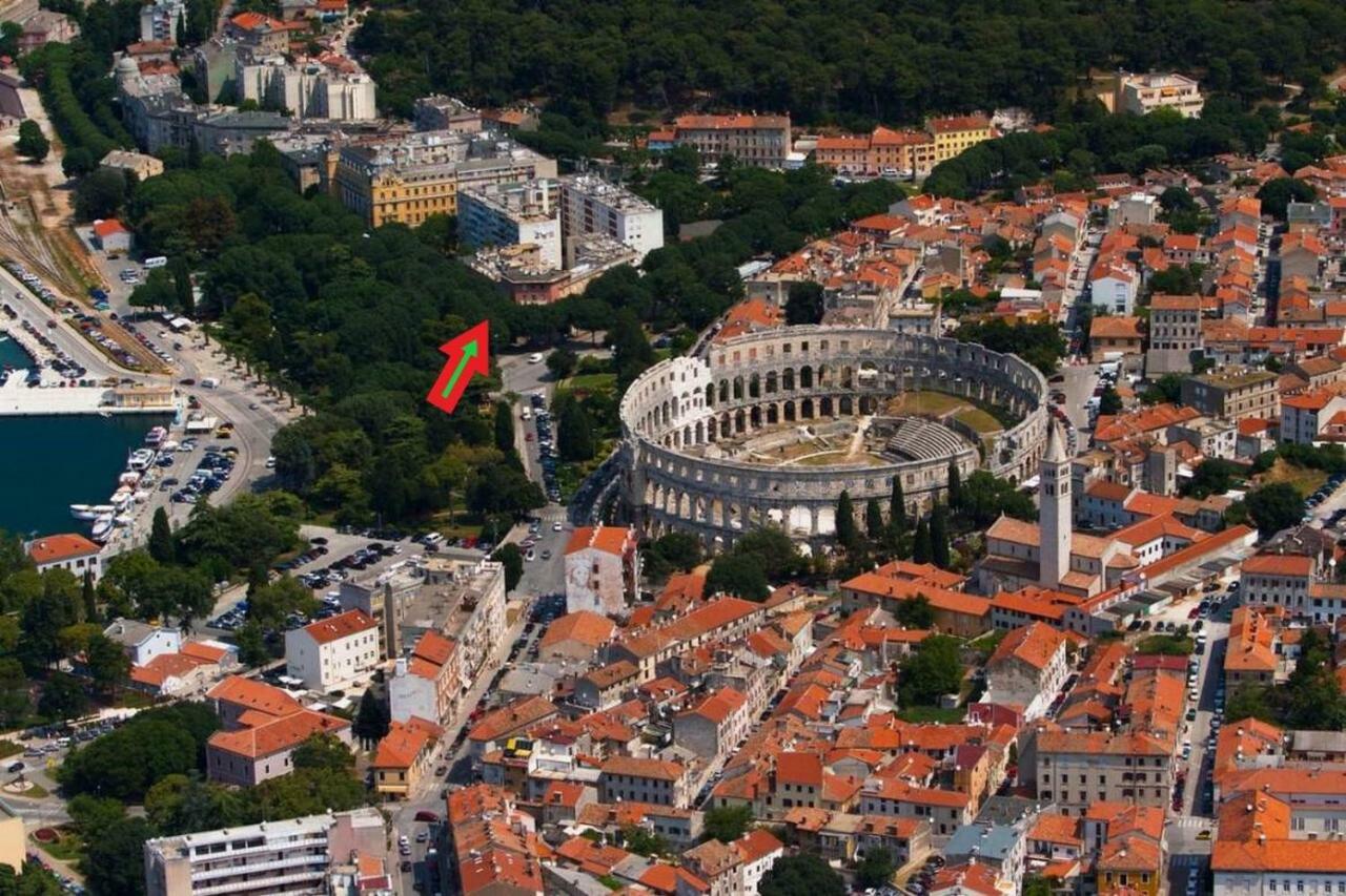 Parkside Apartments Pula Exterior foto